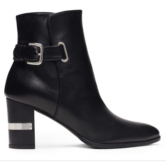 Stuart Weitzman Shoes - •Stuart Weitzman•Imback nappa leather ankle bootie